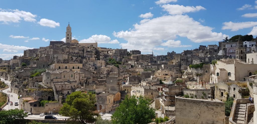 10 curiosità su Matera: leggende e tradizioni che non puoi perderti