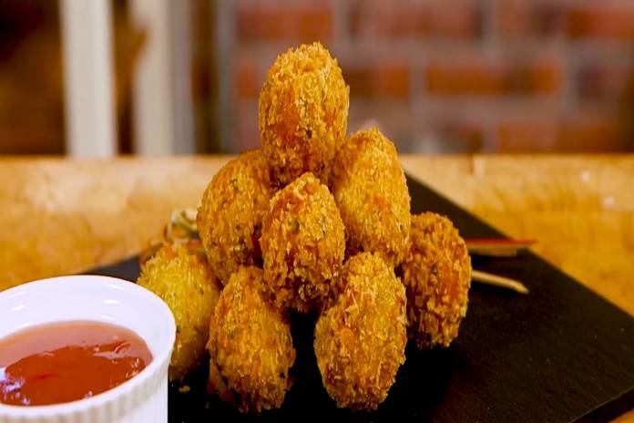 Ricette gustose dal Sud per Capodanno: polpette di baccalà ...