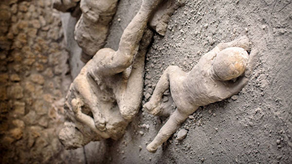 eccellenze-meridionali-pompei-la-scoperta-lascia-tutti-di-gesso-trovata-02