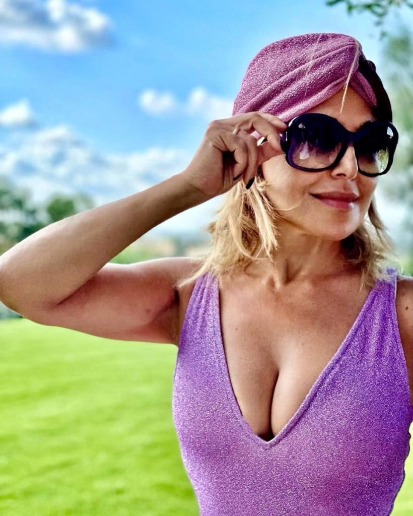 eccellenze-meridionali-barbara-durso-super-sexy-a-sessantaquattro-anni-la-foto-che-fa-parlare-i-fan-2