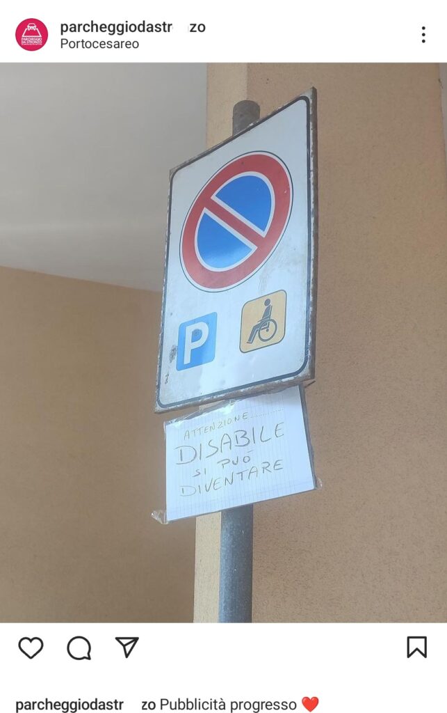 A Porto Cesareo, è comparso questo cartello 'minaccioso'. Fonte: parcheggiodastro**o - Instagram